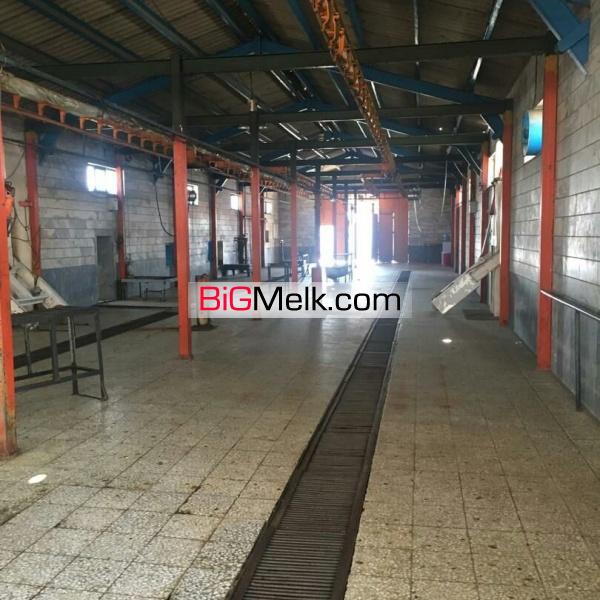 فروش زمین صنعتی به همراه سوله و تجهیزات کشتارگار