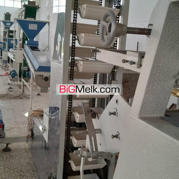 560 متر مربع سوله صنعتی در 2600 متر مربع زمین تجاری صنعتی
