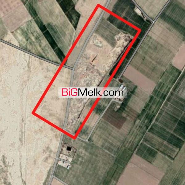 فروش زمین در استان فارس موقعیت عالی و لب جاده ((تخت جمشید ))