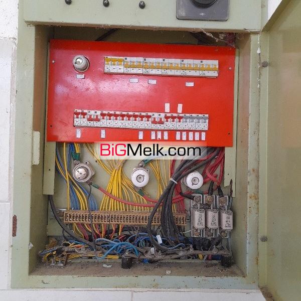 560 متر مربع سوله صنعتی در 2600 متر مربع زمین تجاری صنعتی