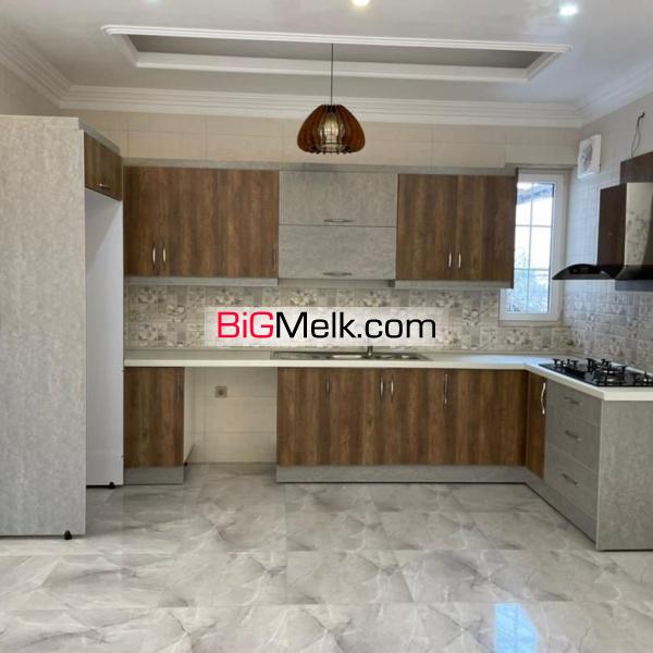 ویلا استخردار ۳۰۰ متری
