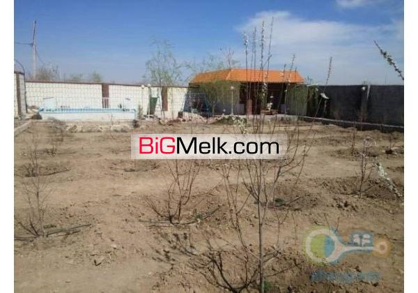 باغ ویلایی در قلعه سفید اصفهان شیک و زیبا  700 متری