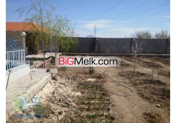 باغ ویلایی در قلعه سفید اصفهان شیک و زیبا  700 متری