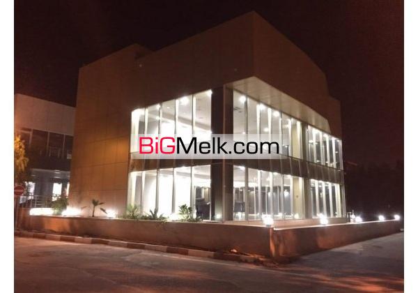 واحد تجاری 650 متر  واقع در جزیره زیبای کیش
